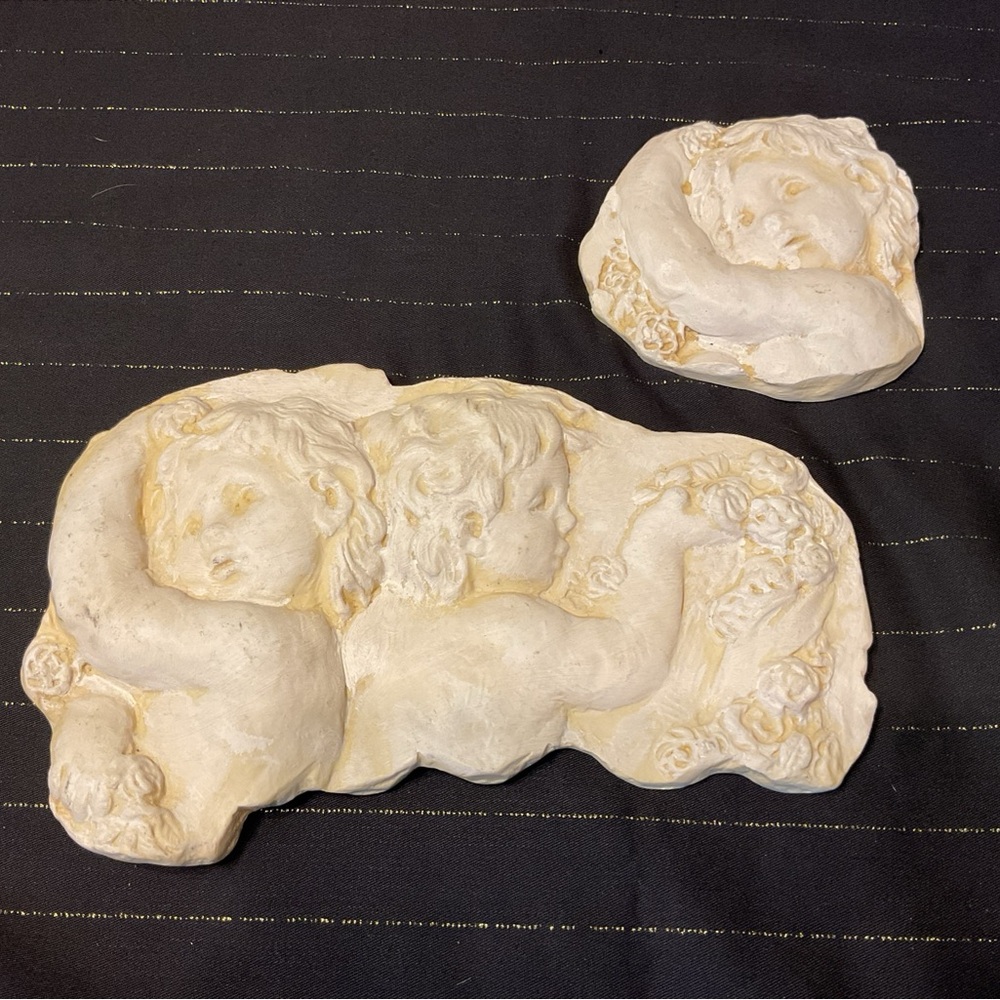 HEN-FEATHERS Cherub Wall Decor Set